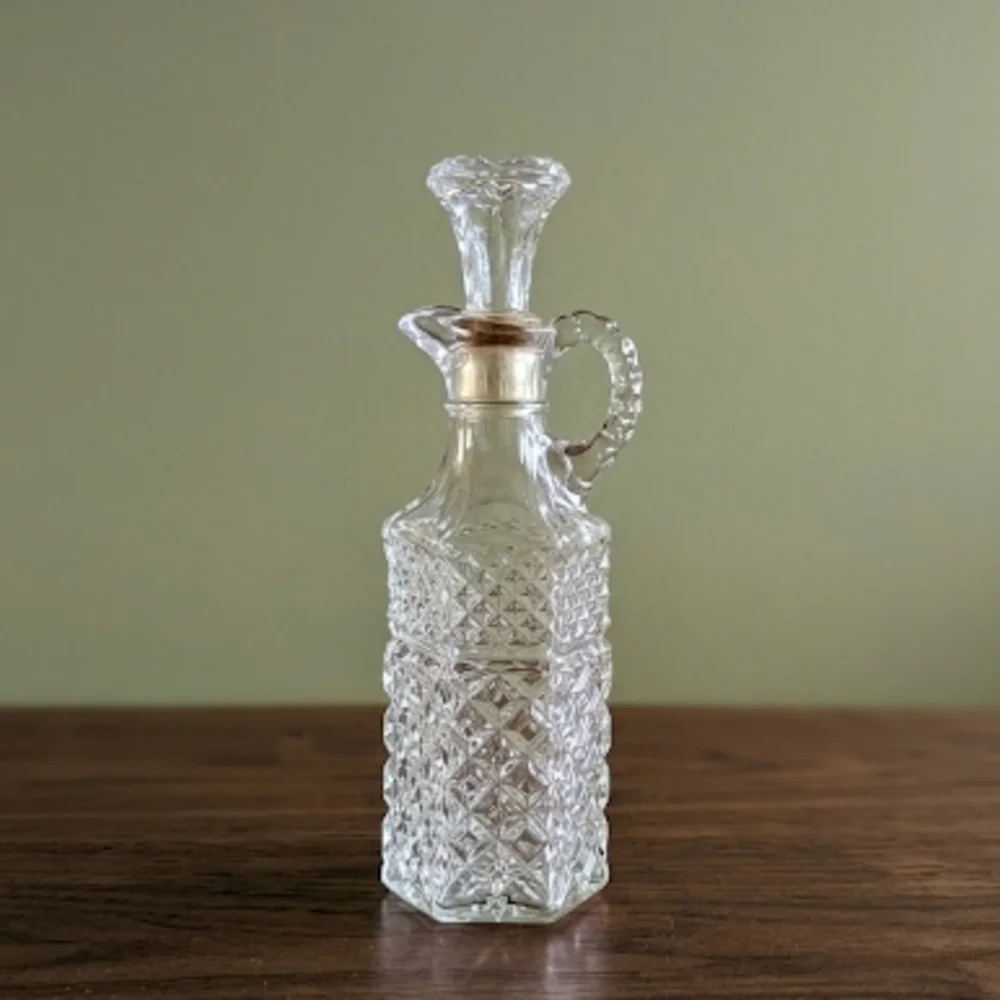 Vintage Clear Pressed Glass Cruet - Hexagonal Diamond Point Pattern with Stopper